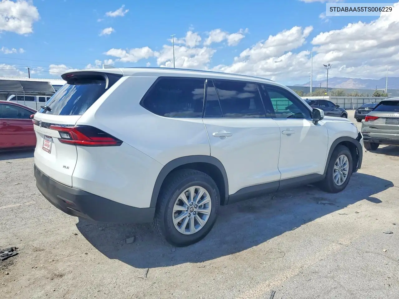 2026 TOYOTA GRAND HIGHLANDER VIN 5TDABAA55TS006229 — фото 3