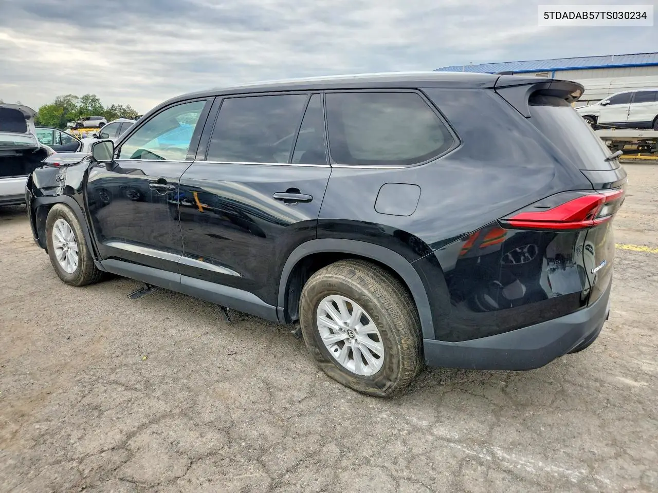 2026 TOYOTA GRAND HIGHLANDER VIN 5TDADAB57TS030234 — фото 2