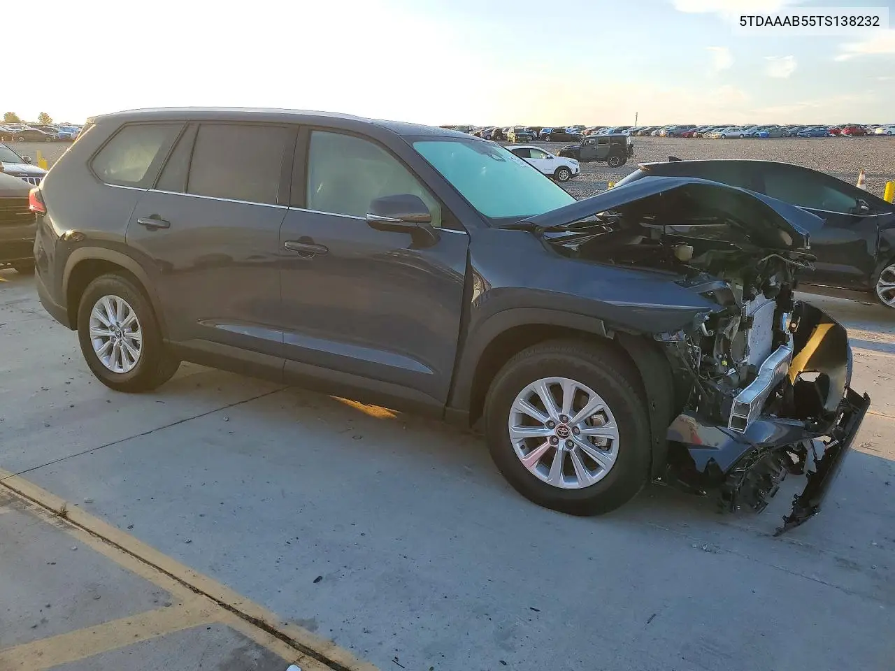 2026 TOYOTA GRAND HIGHLANDER VIN 5TDAAAB55TS138232 — фото 4