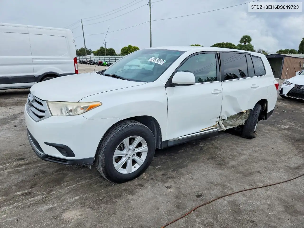 TOYOTA HIGHLANDER 2011, VIN 5TDZK3EH6BS049723