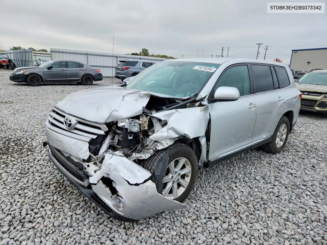 TOYOTA HIGHLANDER 2011, VIN 5TDBK3EH2BS073342