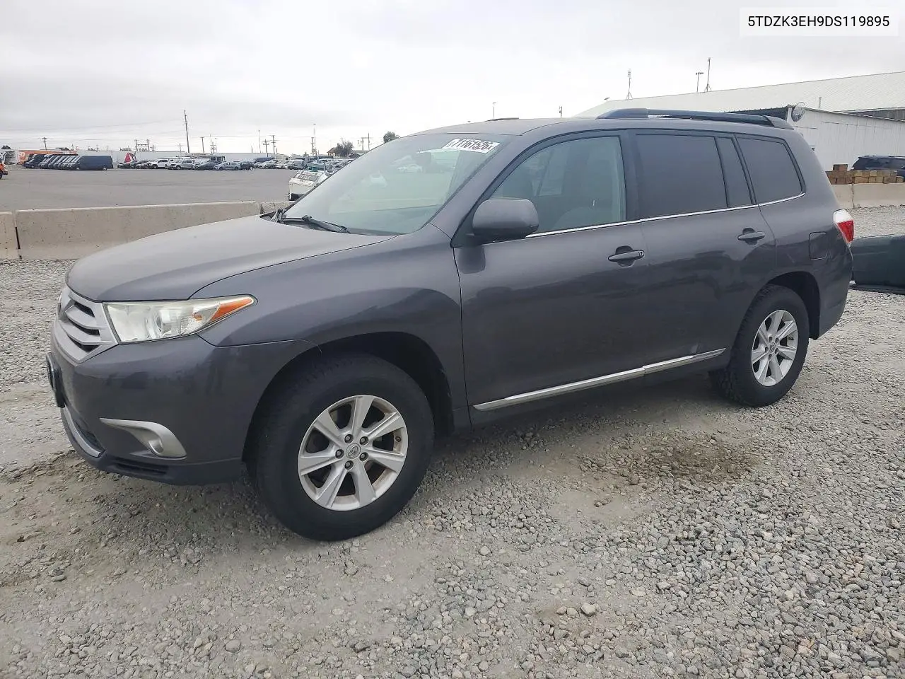 TOYOTA HIGHLANDER 2013, VIN 5TDZK3EH9DS119895