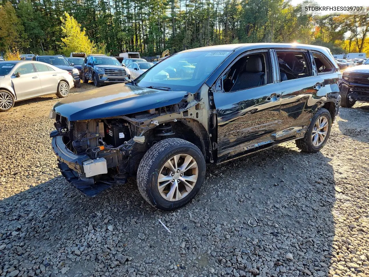 TOYOTA HIGHLANDER 2014, VIN 5TDBKRFH3ES039707