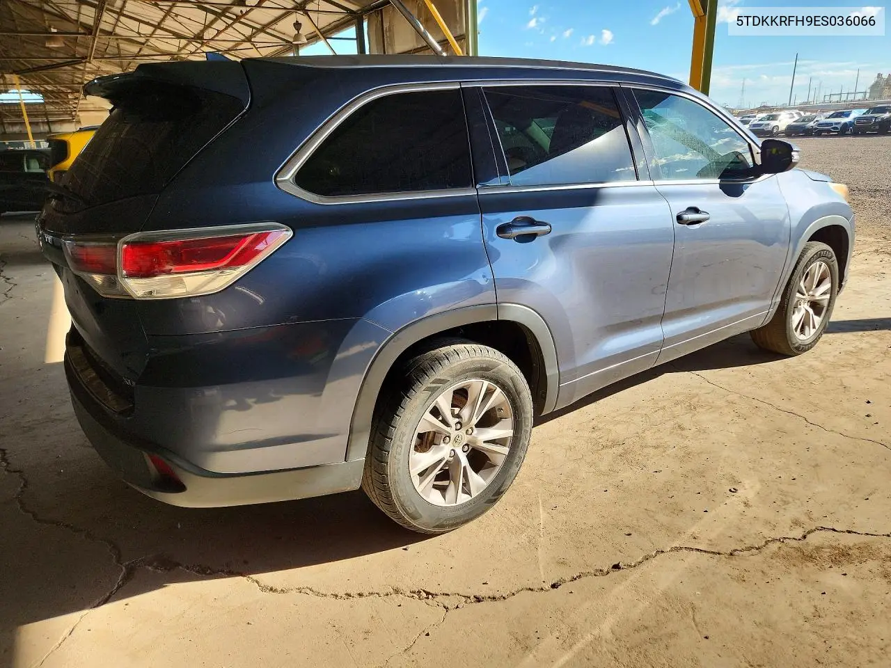 2014 TOYOTA HIGHLANDER VIN 5TDKKRFH9ES036066 — фото 3