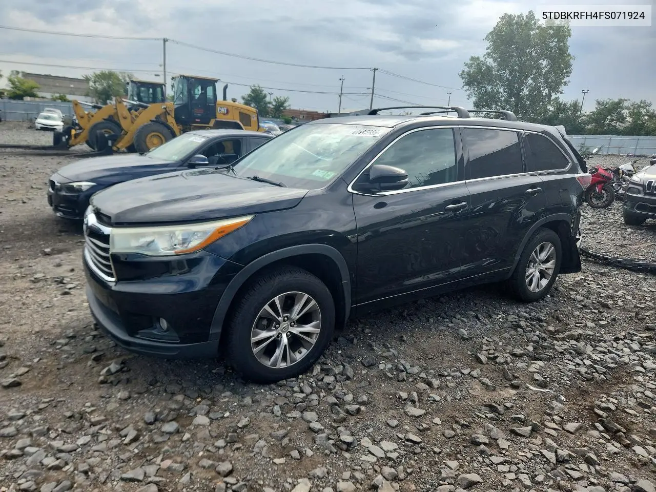 TOYOTA HIGHLANDER 2015, VIN 5TDBKRFH4FS071924