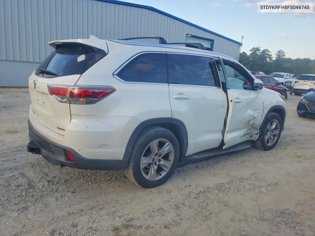 2015 TOYOTA HIGHLANDER VIN 5TDYKRFH8FS046745 — фото 3