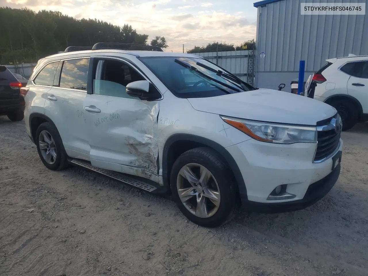 2015 TOYOTA HIGHLANDER VIN 5TDYKRFH8FS046745 — фото 4