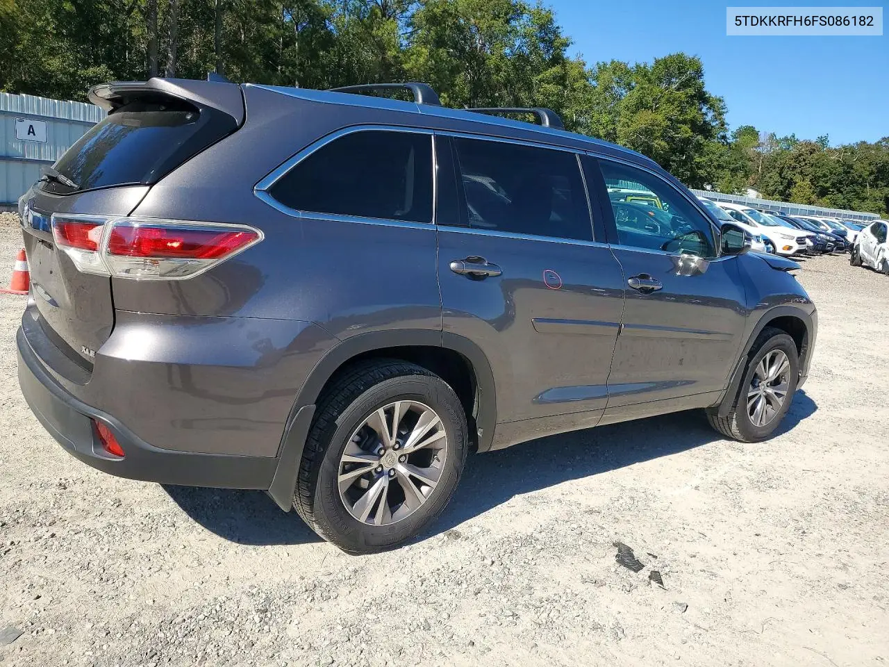 2015 TOYOTA HIGHLANDER VIN 5TDKKRFH6FS086182 — фото 3