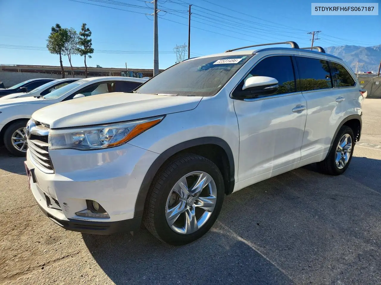 TOYOTA HIGHLANDER 2015, VIN 5TDYKRFH6FS067187