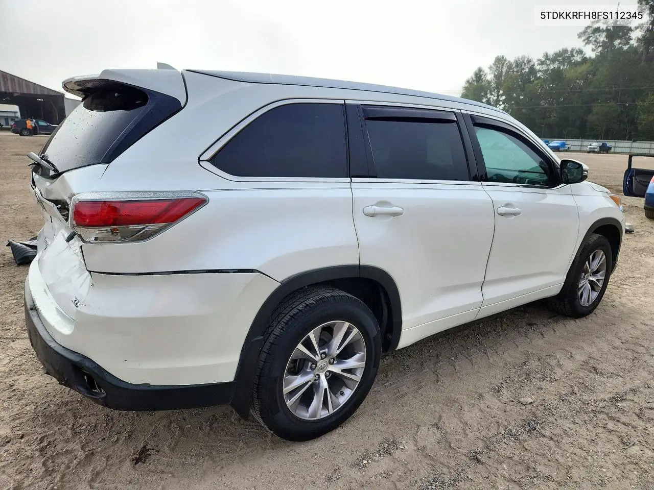 2015 TOYOTA HIGHLANDER VIN 5TDKKRFH8FS112345 — фото 3
