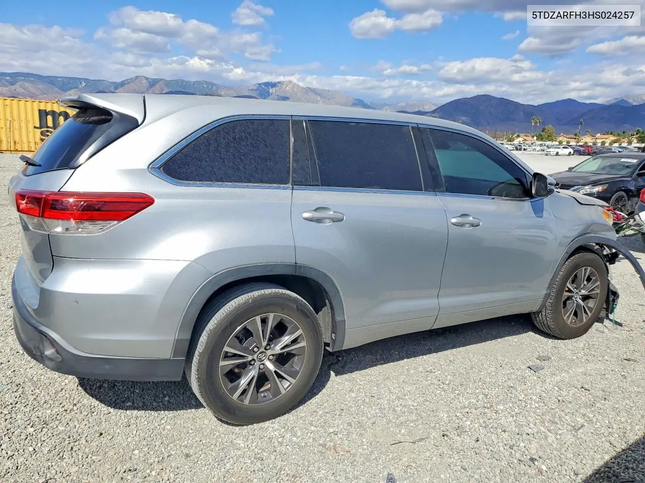 2017 TOYOTA HIGHLANDER VIN 5TDZARFH3HS024257 — фото 3