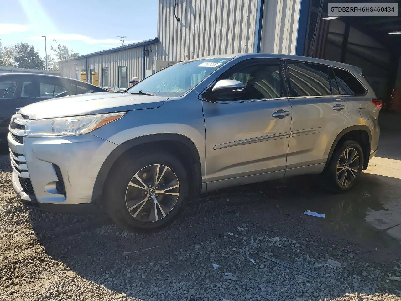 TOYOTA HIGHLANDER 2017, VIN 5TDBZRFH6HS460434