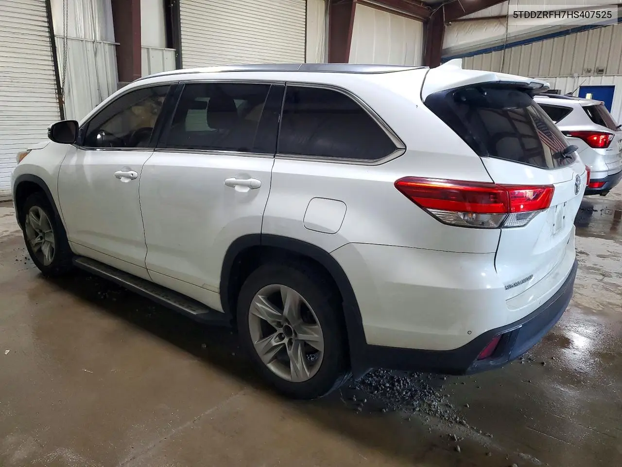 2017 TOYOTA HIGHLANDER VIN 5TDDZRFH7HS407525 — фото 2