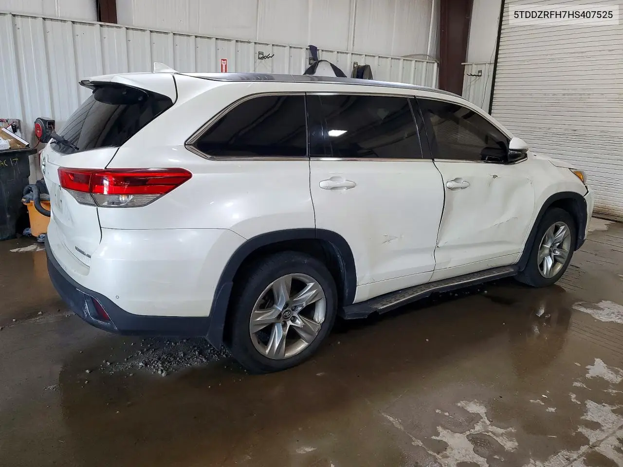 2017 TOYOTA HIGHLANDER VIN 5TDDZRFH7HS407525 — фото 3