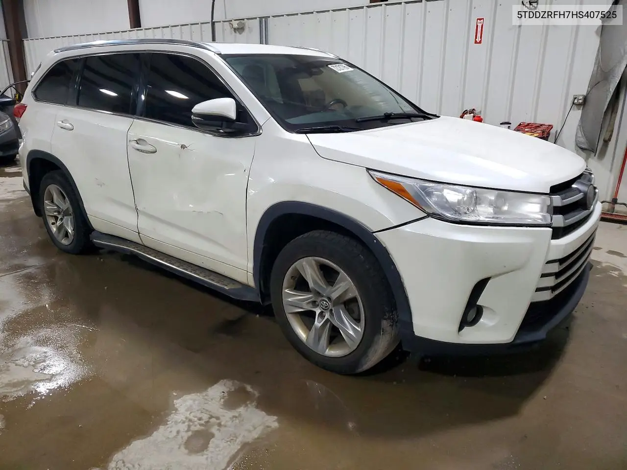 2017 TOYOTA HIGHLANDER VIN 5TDDZRFH7HS407525 — фото 4