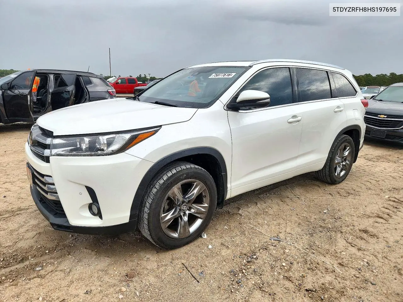 TOYOTA HIGHLANDER 2017, VIN 5TDYZRFH8HS197695