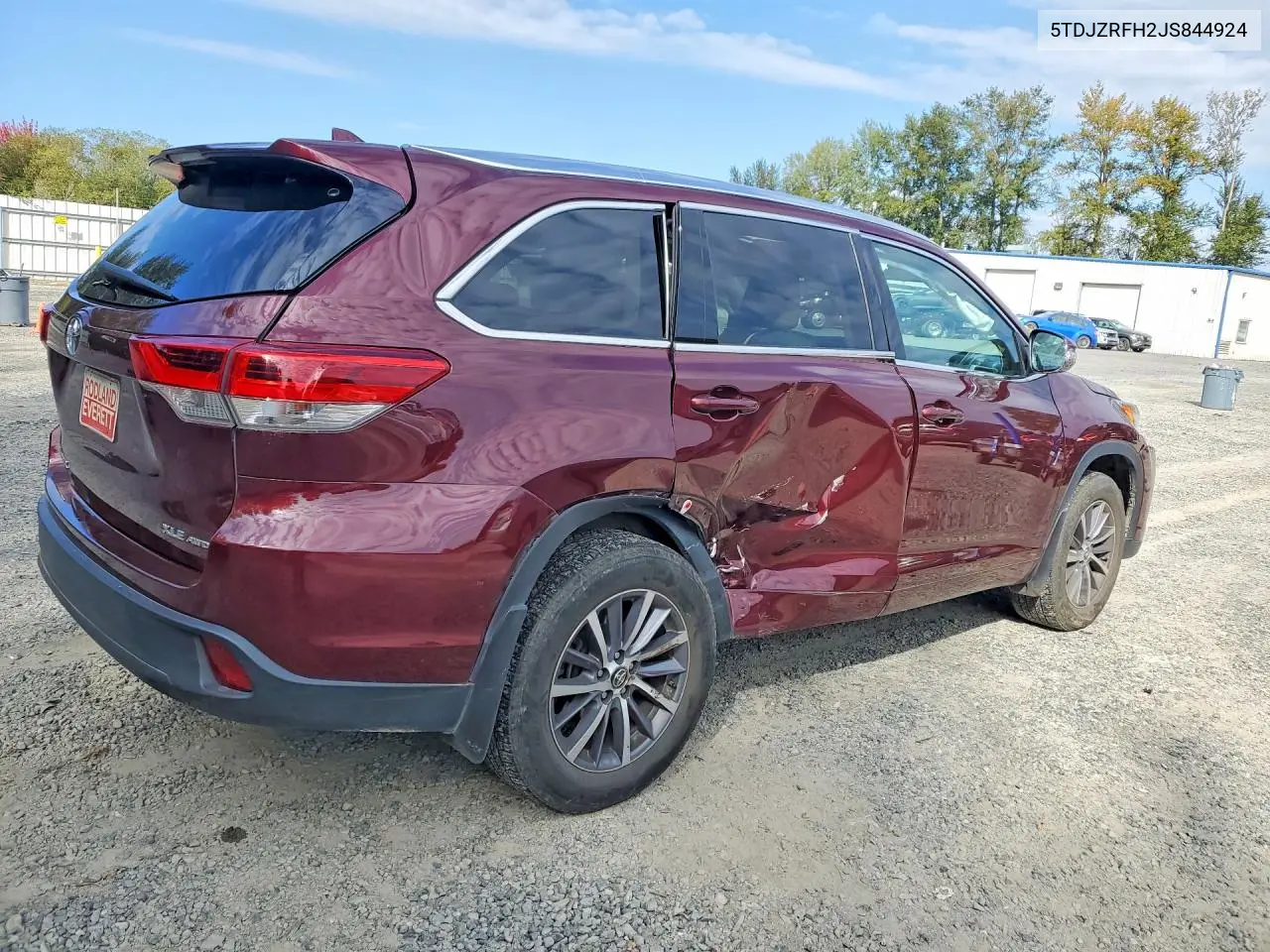 2018 TOYOTA HIGHLANDER VIN 5TDJZRFH2JS844924 — фото 3