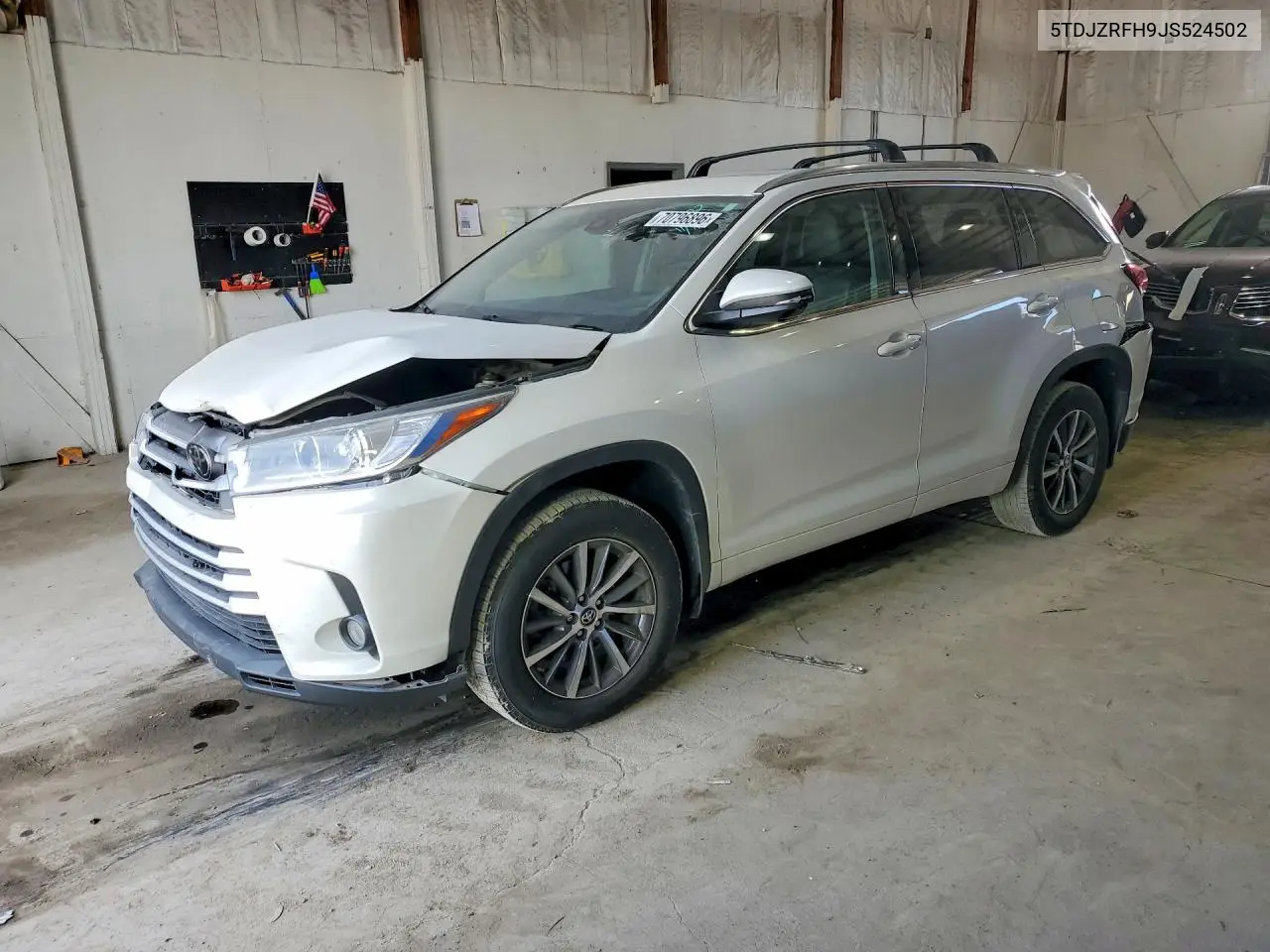 TOYOTA HIGHLANDER 2018, VIN 5TDJZRFH9JS524502