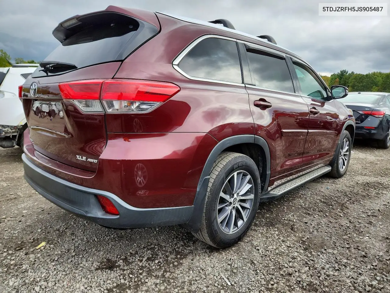 2018 TOYOTA HIGHLANDER VIN 5TDJZRFH5JS905487 — фото 3
