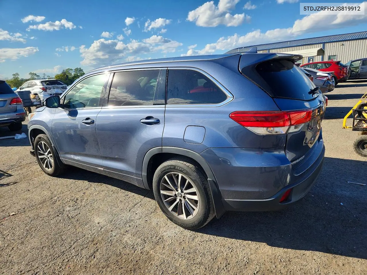 2018 TOYOTA HIGHLANDER VIN 5TDJZRFH2JS819912 — фото 2