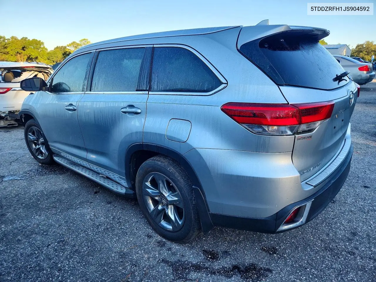 2018 TOYOTA HIGHLANDER VIN 5TDDZRFH1JS904592 — фото 2