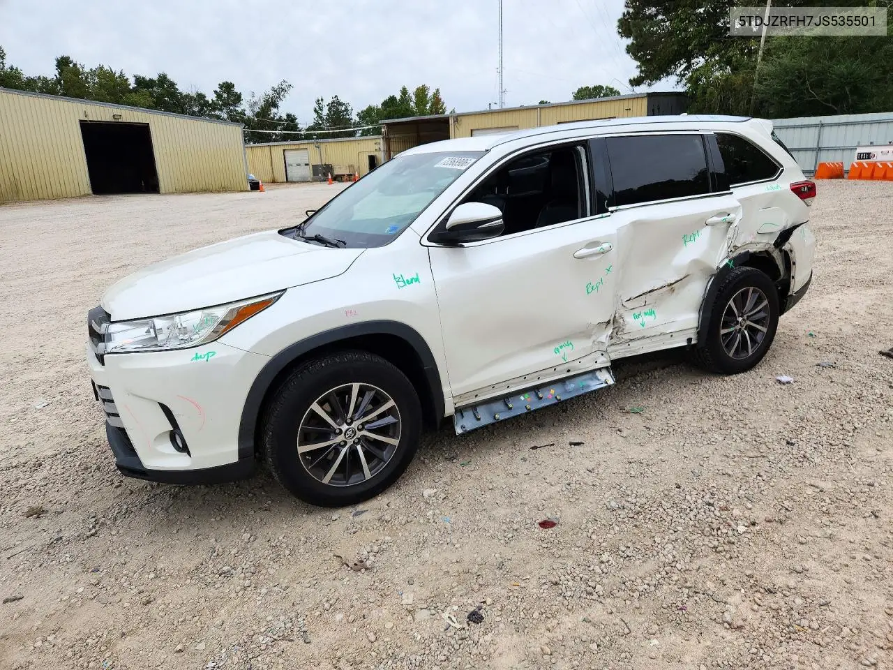 TOYOTA HIGHLANDER 2018, VIN 5TDJZRFH7JS535501