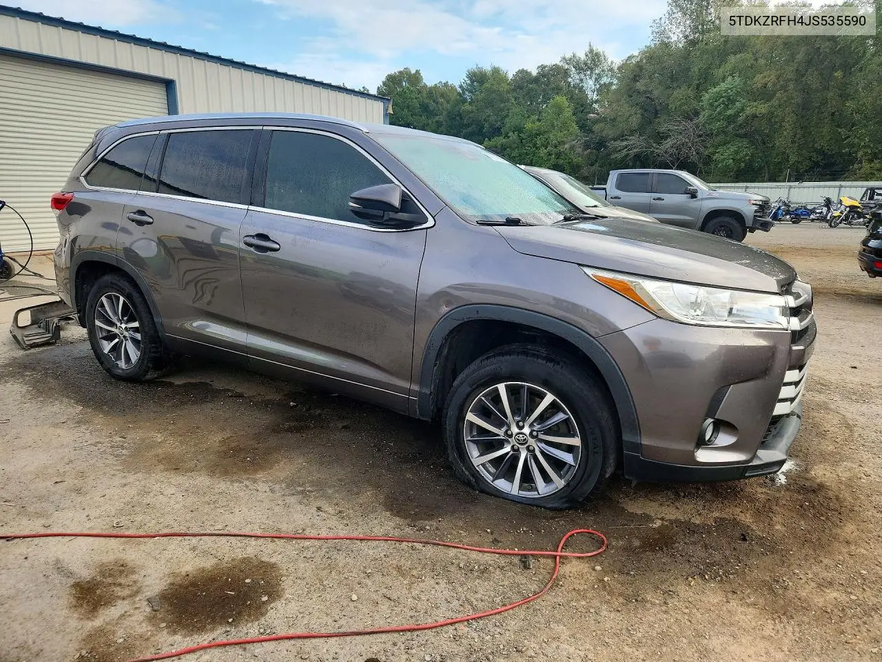 2018 TOYOTA HIGHLANDER VIN 5TDKZRFH4JS535590 — фото 4