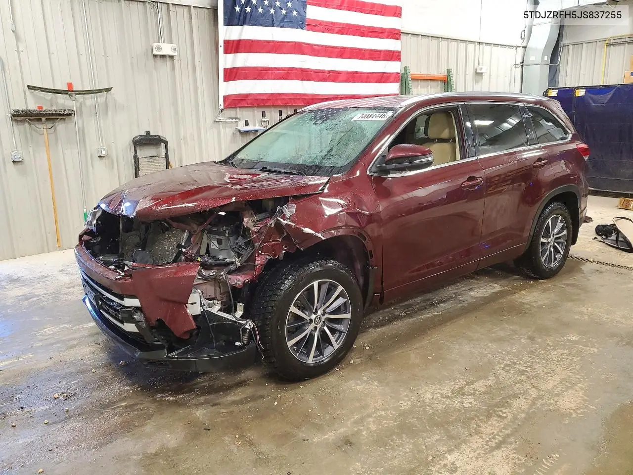 TOYOTA HIGHLANDER 2018, VIN 5TDJZRFH5JS837255