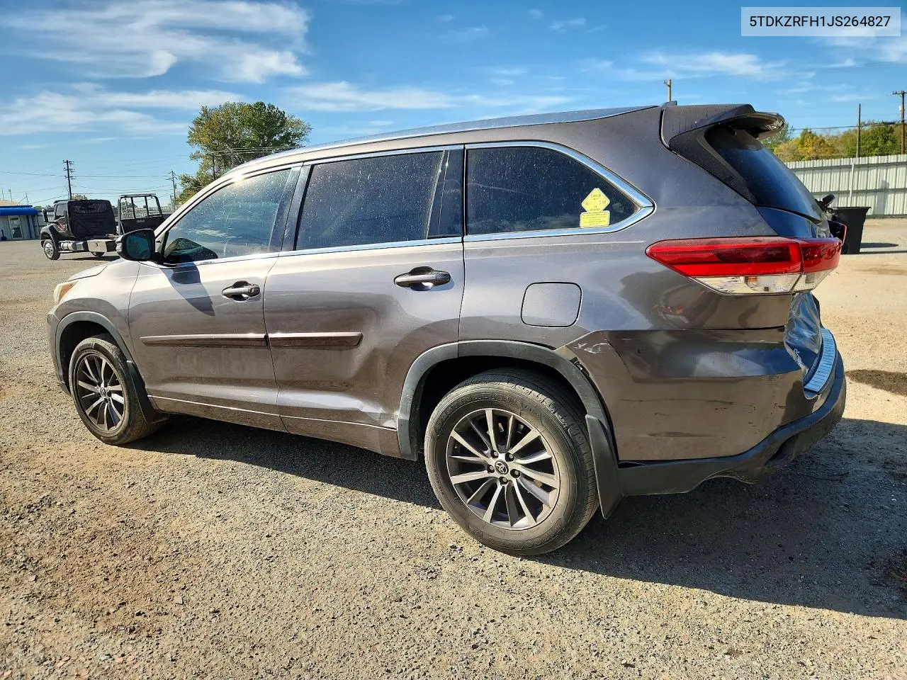 TOYOTA HIGHLANDER 2018, VIN 5TDKZRFH1JS264827
