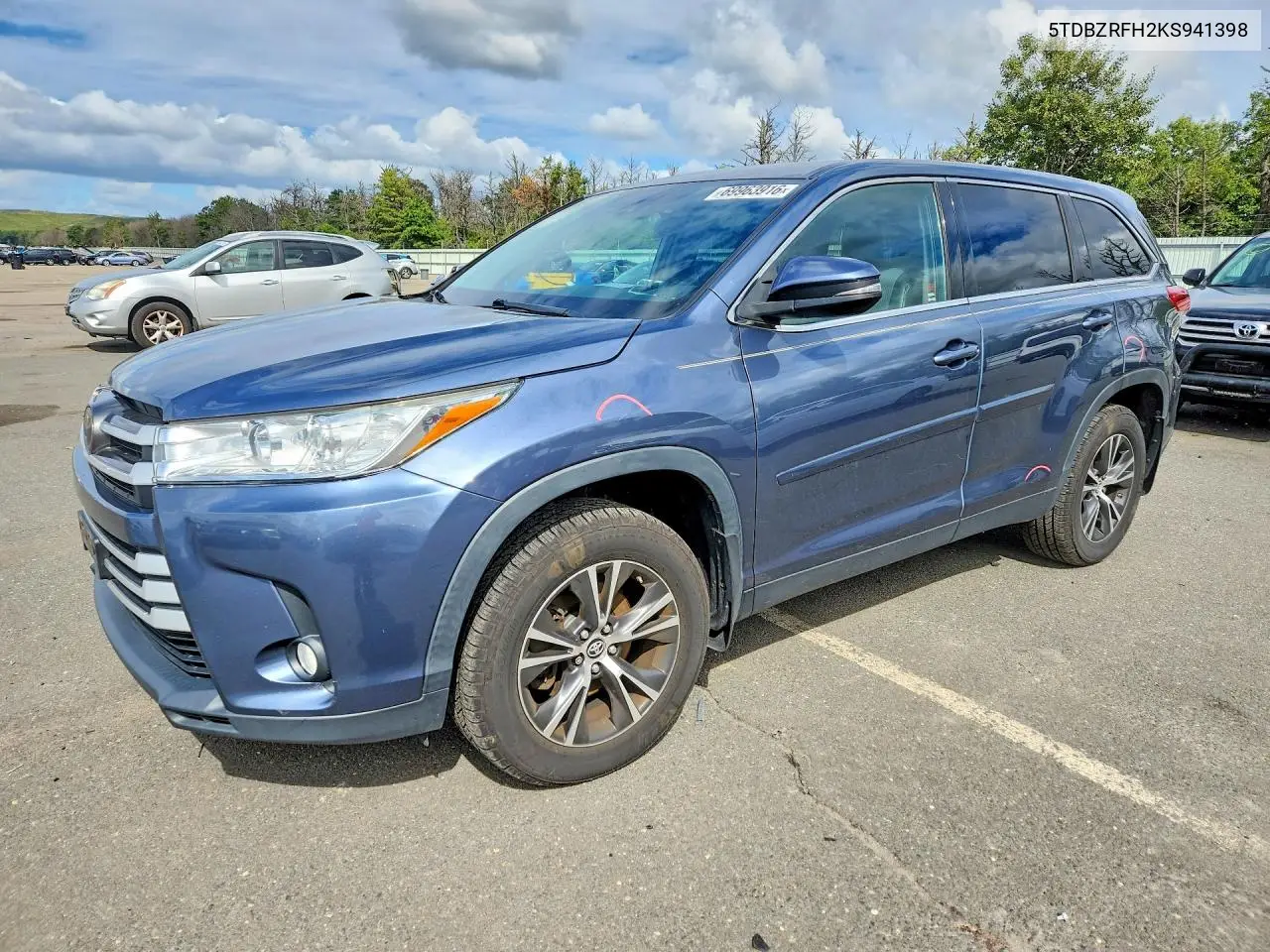 TOYOTA HIGHLANDER 2019, VIN 5TDBZRFH2KS941398