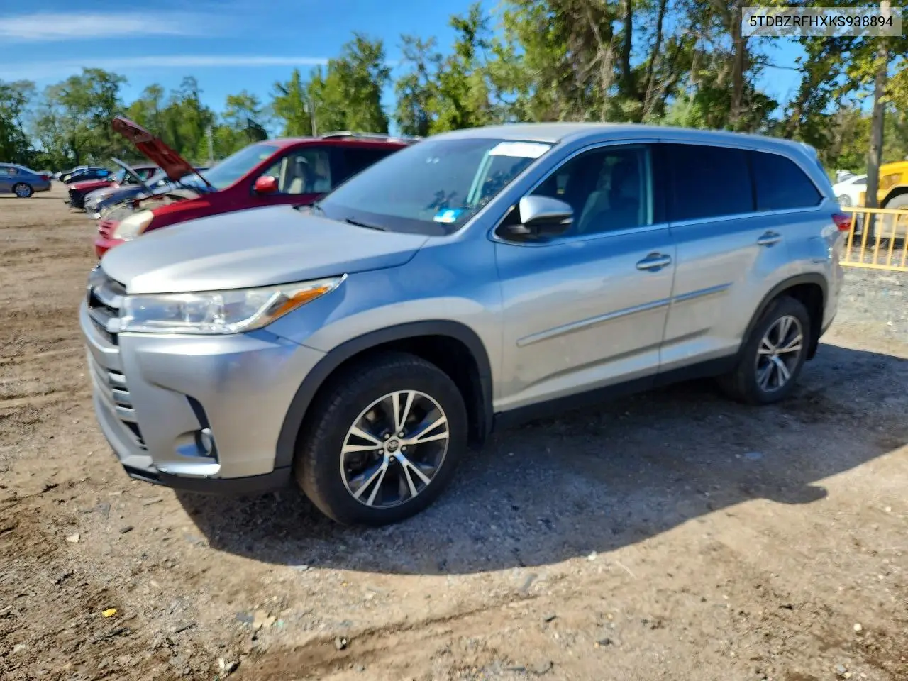TOYOTA HIGHLANDER 2019, VIN 5TDBZRFHXKS938894