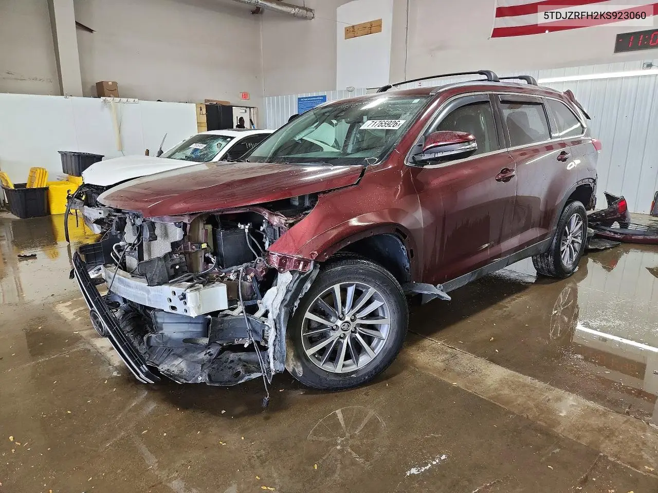 TOYOTA HIGHLANDER 2019, VIN 5TDJZRFH2KS923060