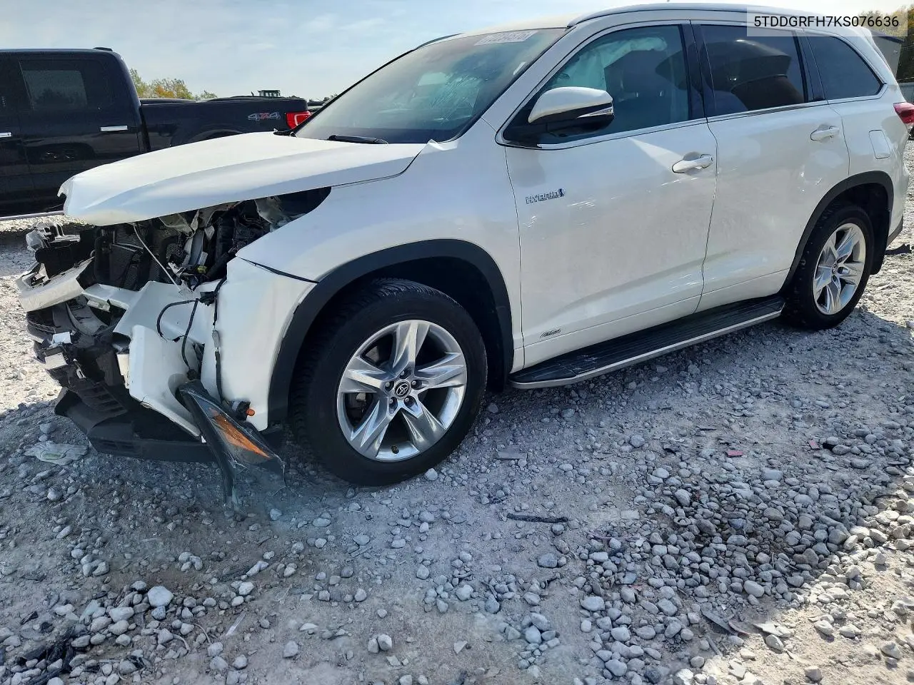 TOYOTA HIGHLANDER 2019, VIN 5TDDGRFH7KS076636