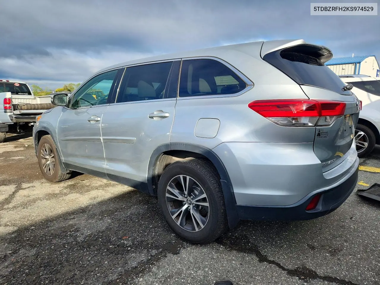 2019 TOYOTA HIGHLANDER VIN 5TDBZRFH2KS974529 — фото 2