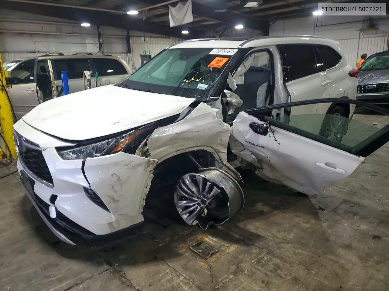 TOYOTA HIGHLANDER 2020, VIN 5TDEBRCH4LS007721