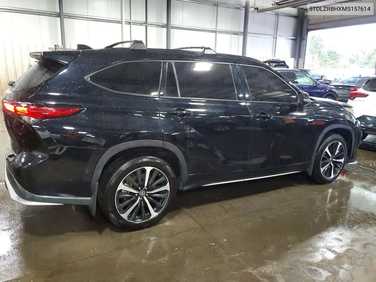 2021 TOYOTA HIGHLANDER VIN 5TDLZRBHXMS157614 — фото 3