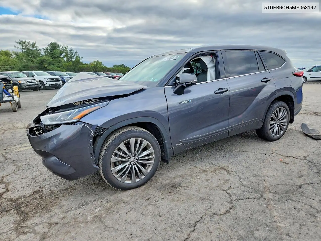 TOYOTA HIGHLANDER 2021, VIN 5TDEBRCH5MS063197