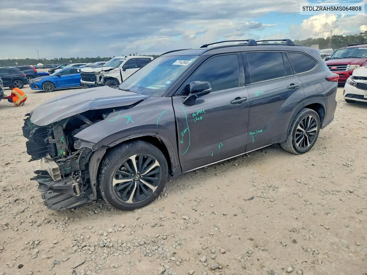 TOYOTA HIGHLANDER 2021, VIN 5TDLZRAH5MS064808