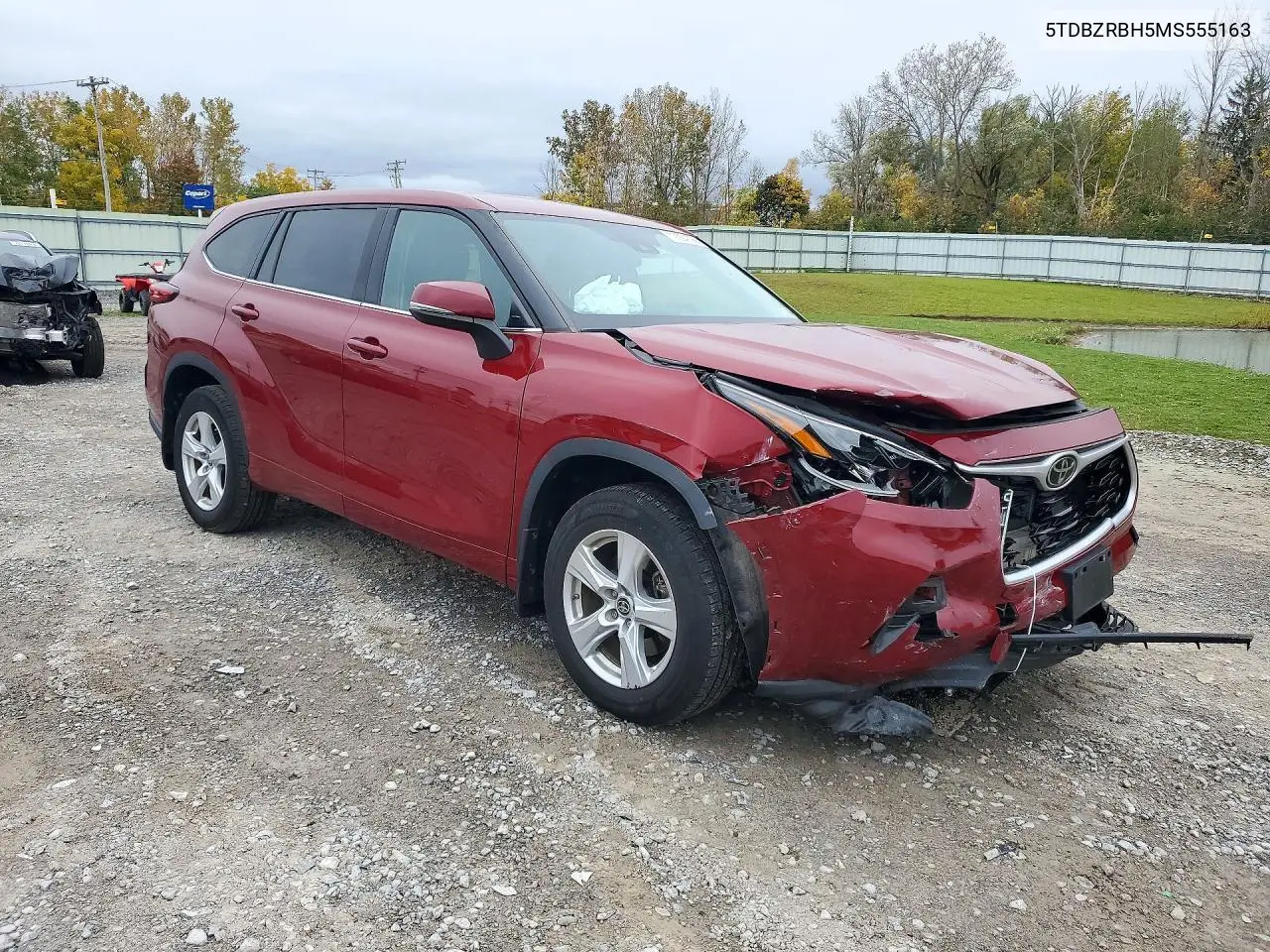 2021 TOYOTA HIGHLANDER VIN 5TDBZRBH5MS555163 — фото 4
