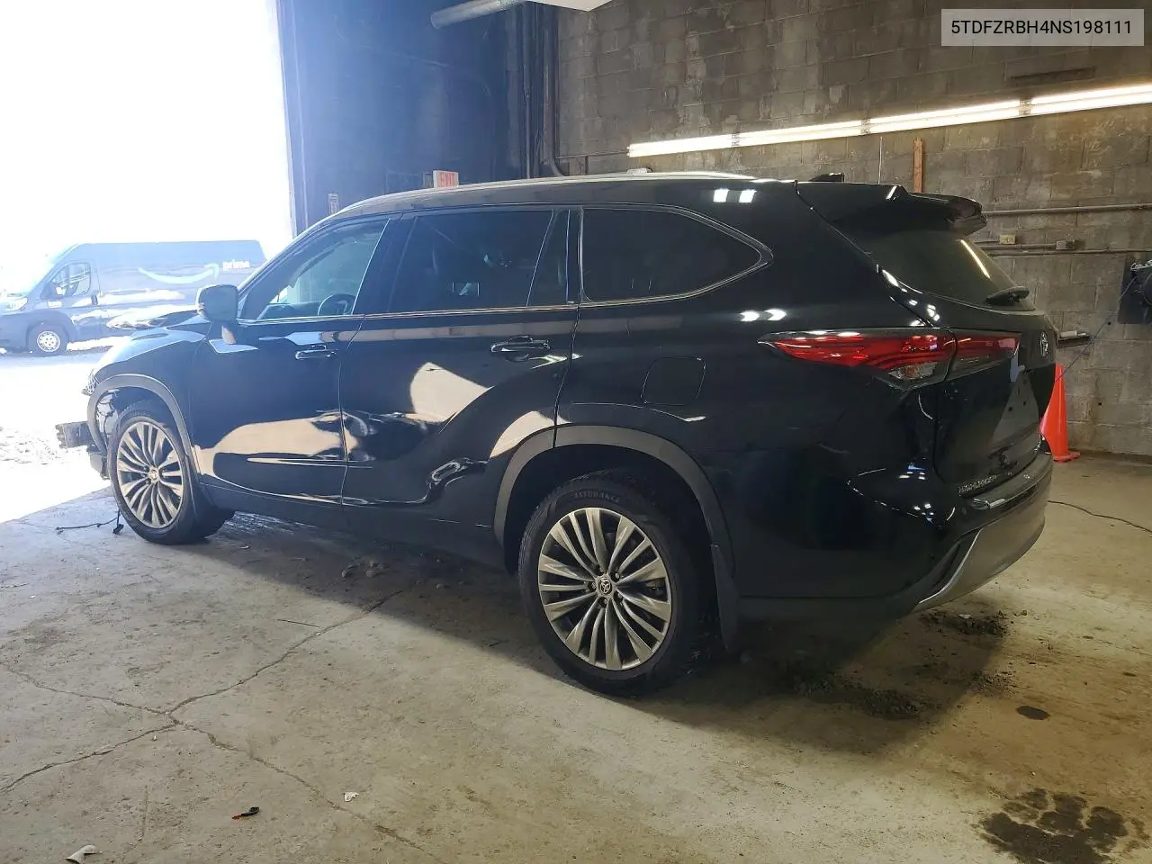 2022 TOYOTA HIGHLANDER VIN 5TDFZRBH4NS198111 — фото 2