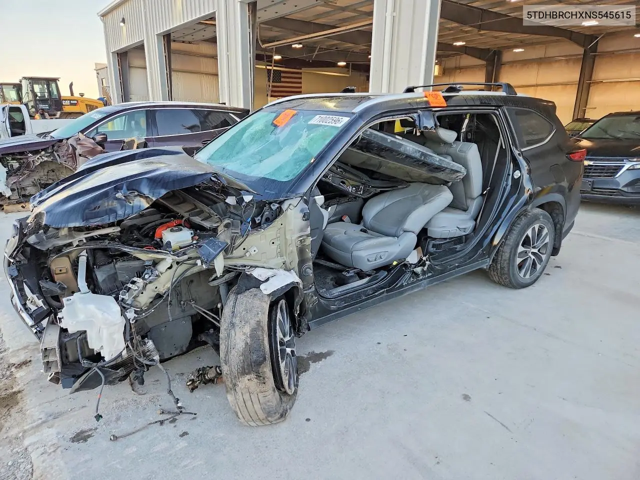 TOYOTA HIGHLANDER 2022, VIN 5TDHBRCHXNS545615
