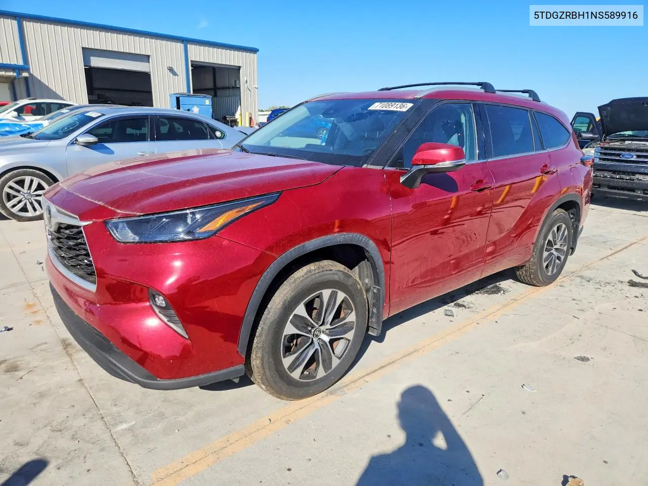 TOYOTA HIGHLANDER 2022, VIN 5TDGZRBH1NS589916