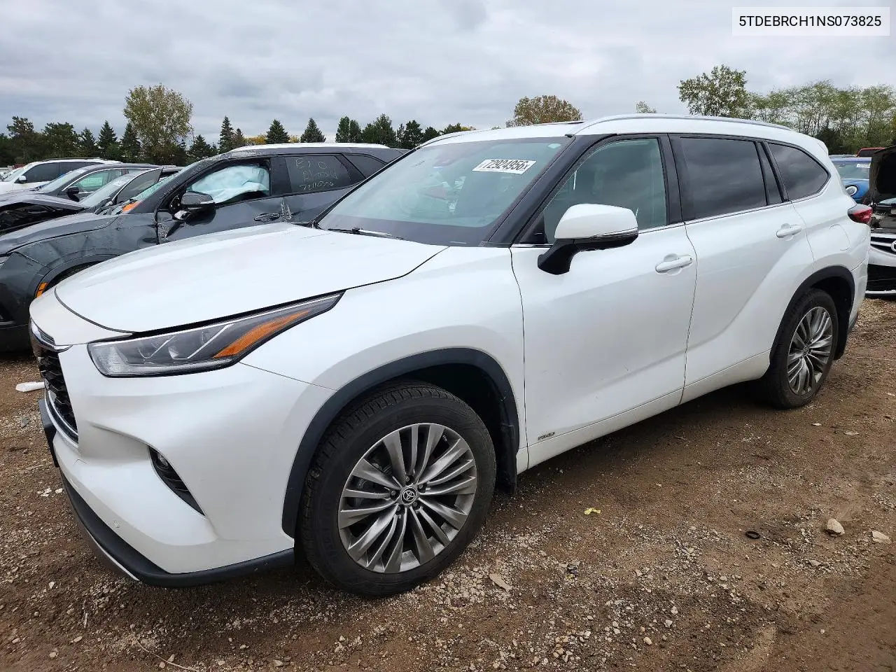 TOYOTA HIGHLANDER 2022, VIN 5TDEBRCH1NS073825