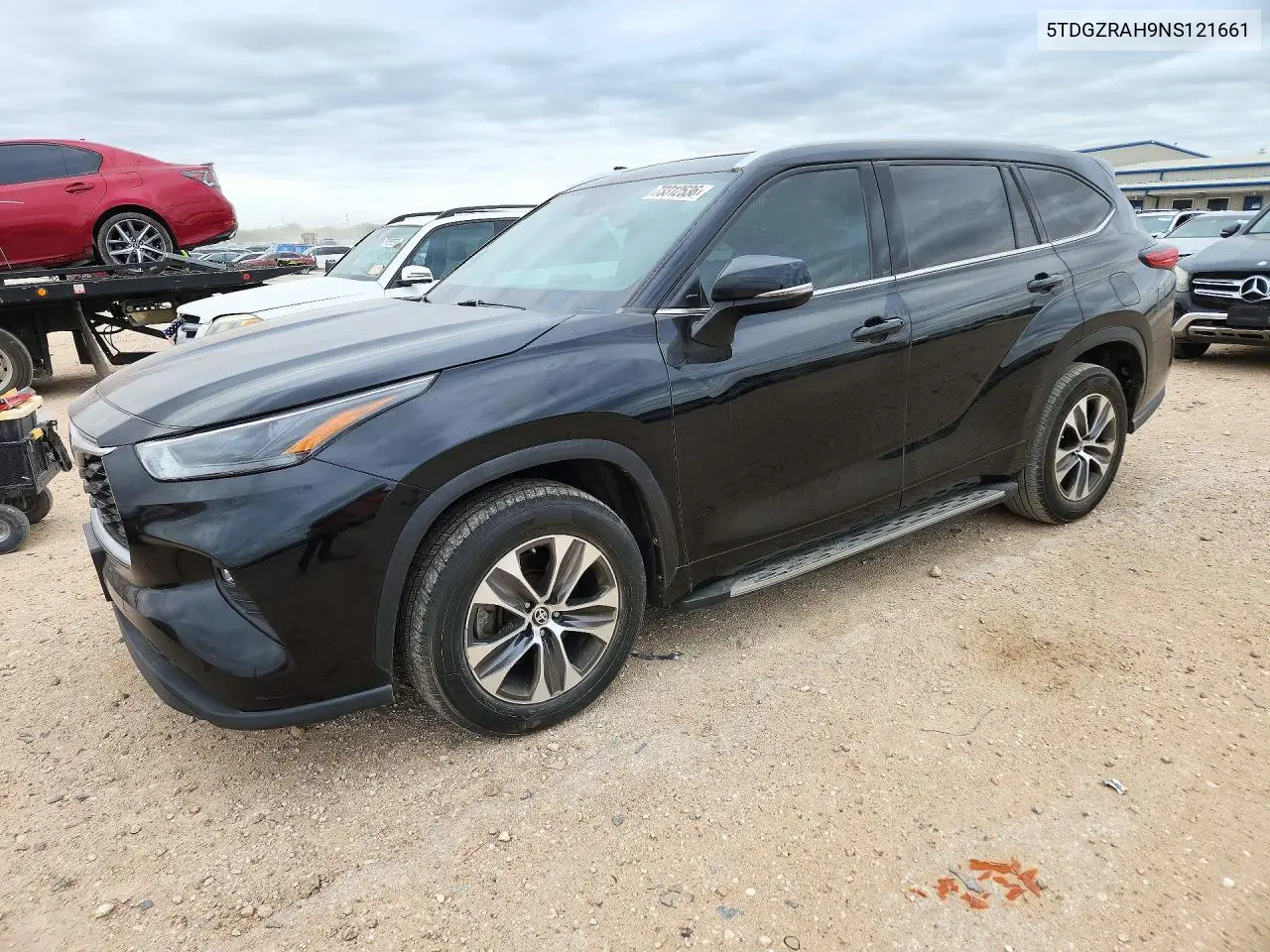 TOYOTA HIGHLANDER 2022, VIN 5TDGZRAH9NS121661
