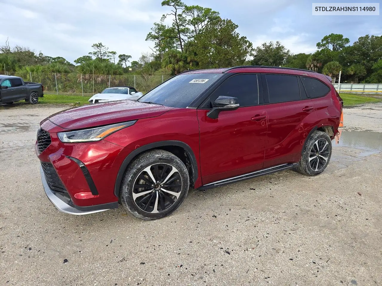 TOYOTA HIGHLANDER 2022, VIN 5TDLZRAH3NS114980