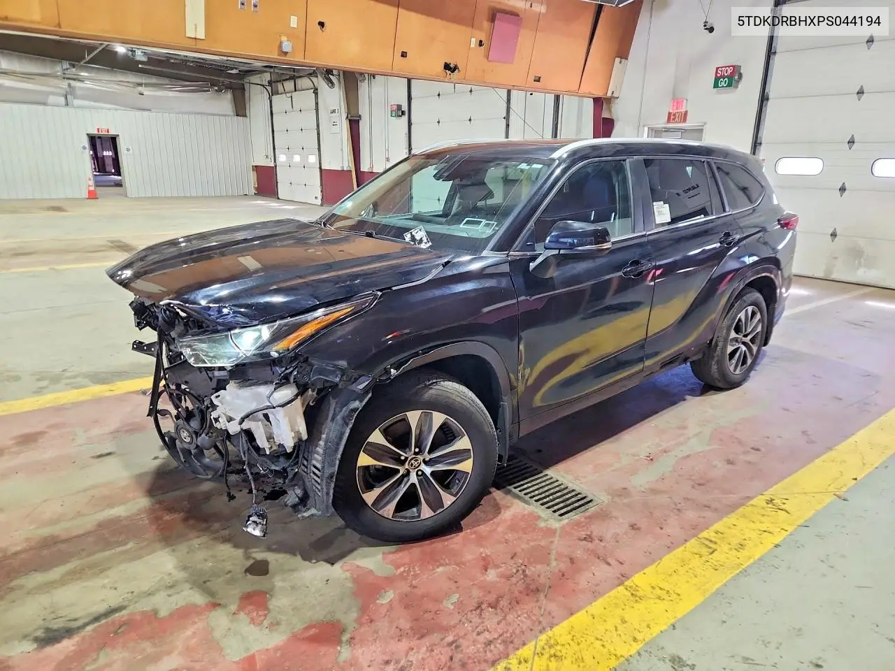 TOYOTA HIGHLANDER 2023, VIN 5TDKDRBHXPS044194