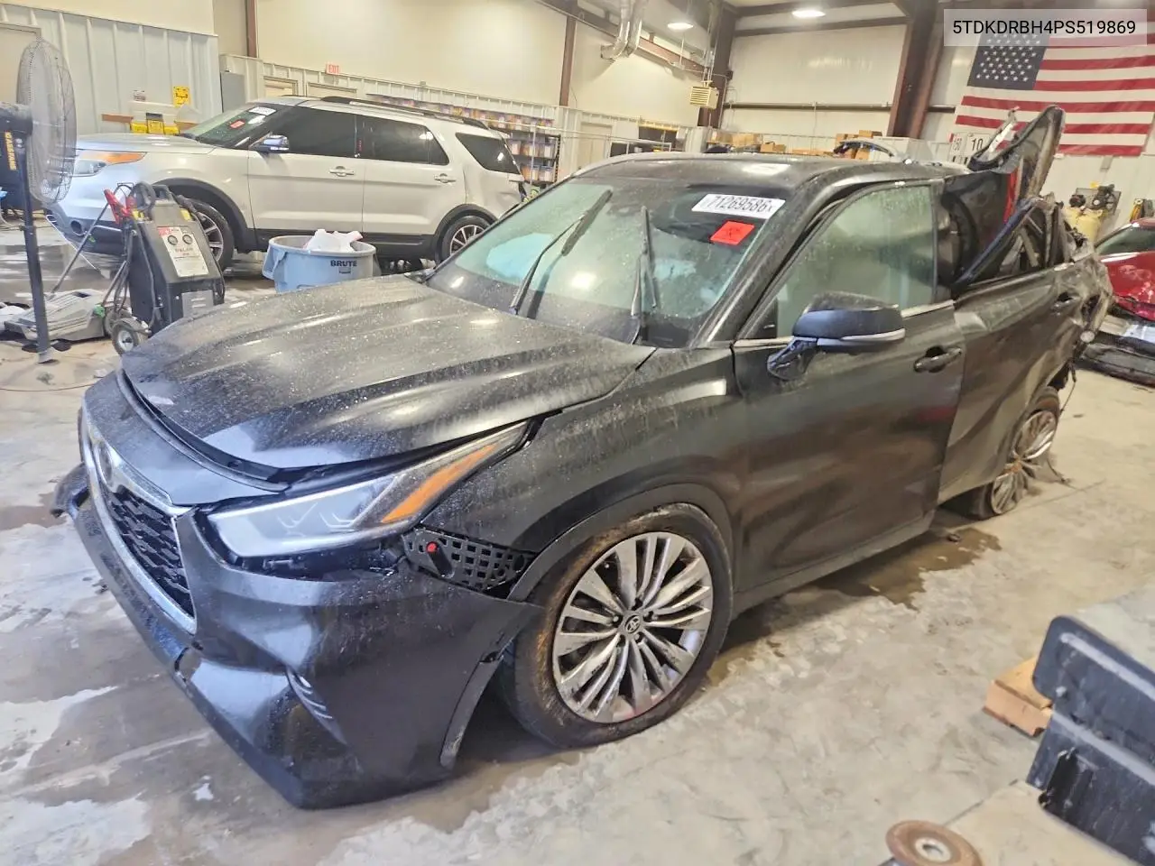 TOYOTA HIGHLANDER 2023, VIN 5TDKDRBH4PS519869
