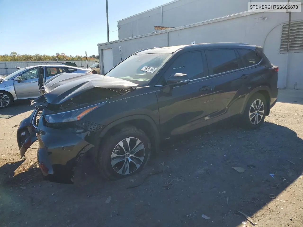 TOYOTA HIGHLANDER 2025, VIN 5TDKBRCH7SS666670
