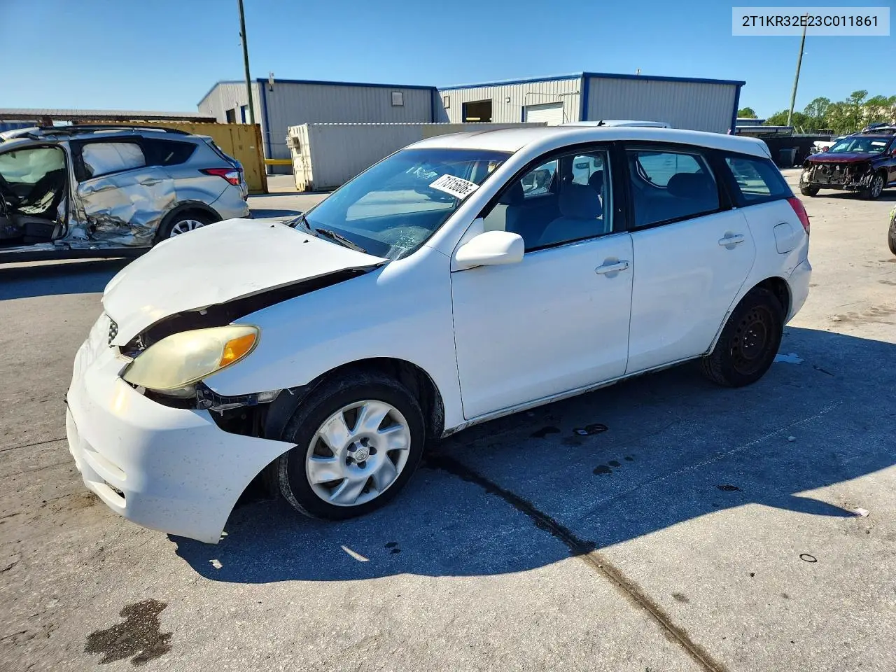 TOYOTA MATRIX 2003, VIN 2T1KR32E23C011861