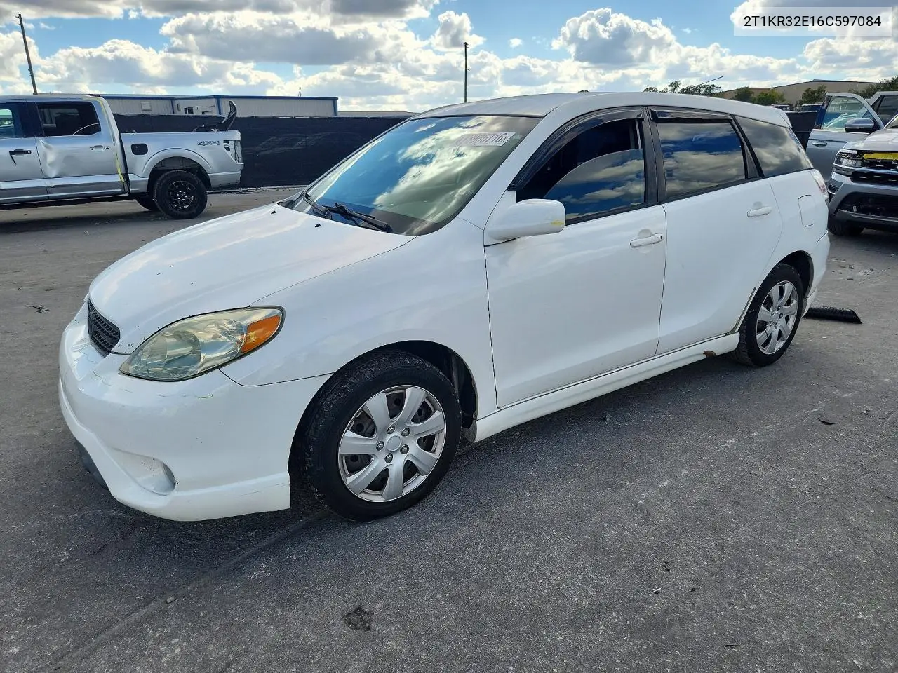 TOYOTA MATRIX 2006, VIN 2T1KR32E16C597084